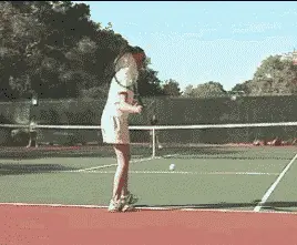 A person playing tennis Description automatically generated with medium confidence