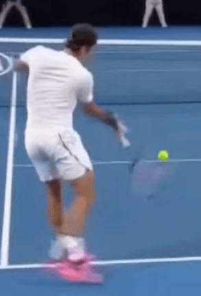 Figure 1 - Rafaâs Forehand - A Fault Tolerant Masterpiece