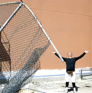 A picture containing athletic game, outdoor, sport, tennis Description automatically generated