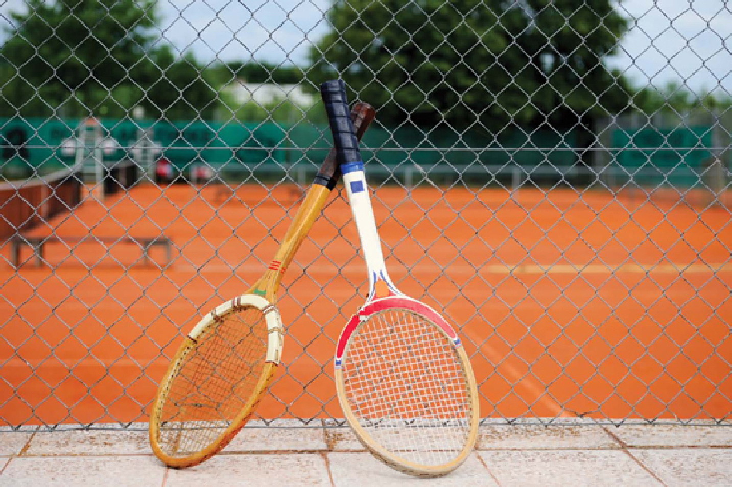 Tiến trình cách mạng vật liệu chế tạo vợt tennis
