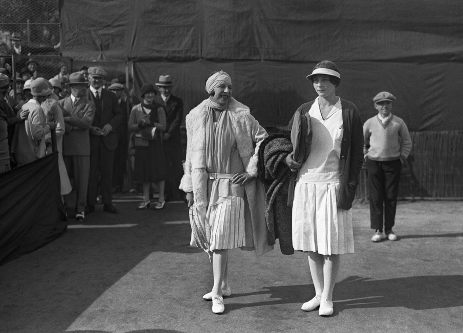 Trận chiến thế kỷ: Suzanne Lenglen và Helen Wills tại Cannes 1926